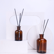 China Made Decorative Bottle Amber Fragrance Diffuser Glass Bottle Essential Oil Aromatherapy Bottle with stick